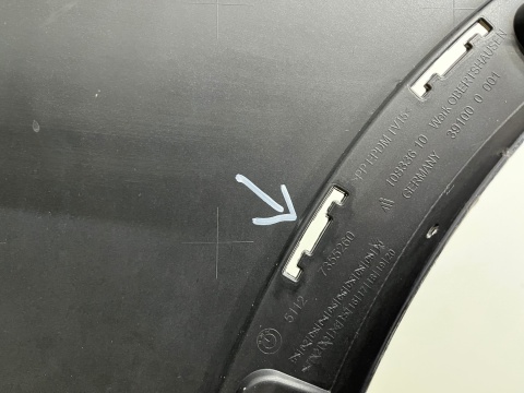 Zderzak tylny BMW X1 F48 15-22r. tył 4XPDC 7355260