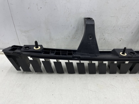 Absorber zderzaka Peugeot 308 II T9 SW kombi 13-17r. tylne wzmocnienie belka plastikowa ślizg środkowy tył 9800981980