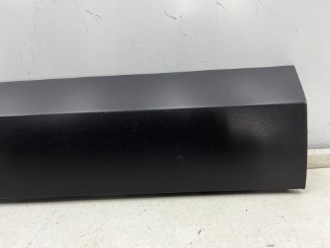 Listwa Mazda CX-3 CX3 14-21r. lewa przednia dolna nakładka drzwi lewy przód d10e-51rb1