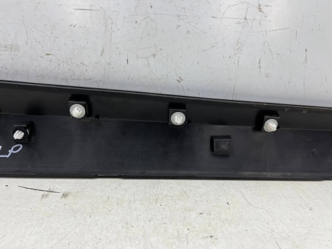 Listwa Mazda CX-3 CX3 14-21r. lewa przednia dolna nakładka drzwi lewy przód d10e-51rb1