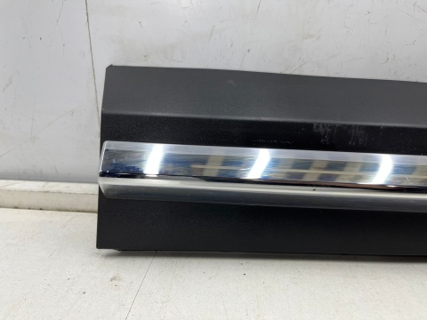 Listwa Mazda CX-3 CX3 14-21r. prawa przednia dolna nakładka drzwi CHROM prawy przód listewka chromowana d10e-51ra1