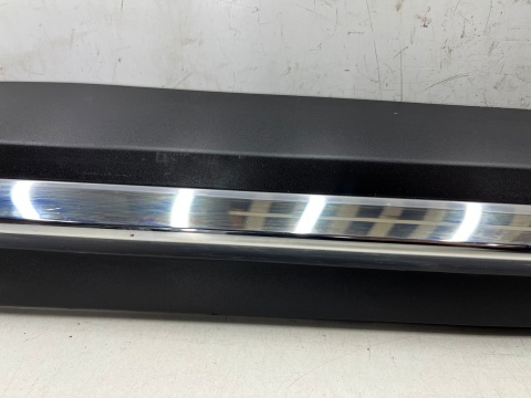 Listwa Mazda CX-3 CX3 14-21r. prawa przednia dolna nakładka drzwi CHROM prawy przód listewka chromowana d10e-51ra1