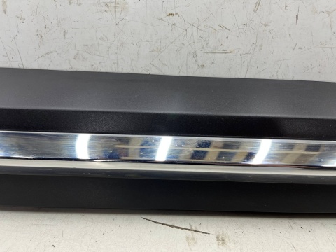 Listwa Mazda CX-3 CX3 14-21r. prawa przednia dolna nakładka drzwi CHROM prawy przód listewka chromowana d10e-51ra1