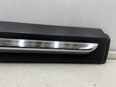 Listwa Mazda CX-3 CX3 14-21r. prawa przednia dolna nakładka drzwi CHROM prawy przód listewka chromowana d10e-51ra1