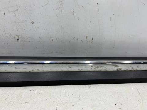 Listwa Mazda CX-3 CX3 14-21r. prawa przednia dolna nakładka drzwi CHROM prawy przód listewka chromowana d10e-51ra1