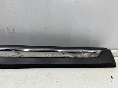 Listwa Mazda CX-3 CX3 14-21r. prawa przednia dolna nakładka drzwi CHROM prawy przód listewka chromowana d10e-51ra1