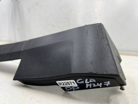 Listwa Mercedes GLA H247 AMG 19r.- prawa przednia nakładka rant błotnika prawy przód a2478806804