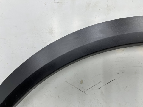 Listwa Opel Frontera 2024r.- PRAWY przedni rant nadkola błotnika nakładka prawy przód 9847643780