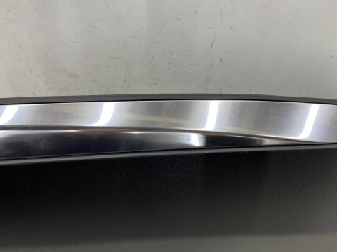 Listwa Peugeot 5008 II 17-24r. lewa tylna dolna nakładka drzwi CHROM lewy tył listewka chromowana 9814134277