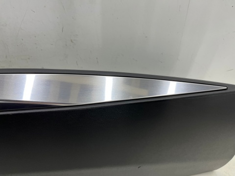 Listwa Peugeot 5008 II 17-24r. lewa tylna dolna nakładka drzwi CHROM lewy tył listewka chromowana 9814134277