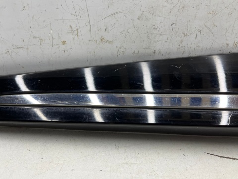 Listwa Renault Clio 4 IV 12-20r. lewa przednia dolna nakładka drzwi lewy przód 808777693r