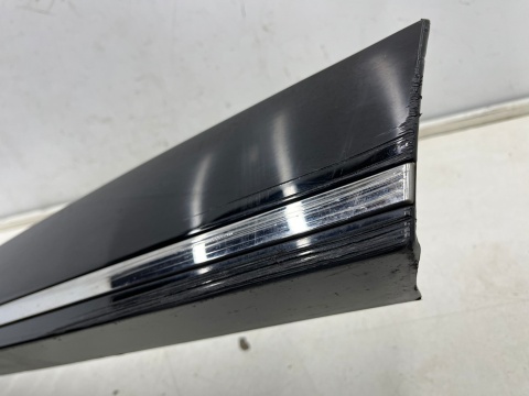 Listwa Renault Clio 4 IV 12-20r. lewa przednia dolna nakładka drzwi lewy przód 808777693r