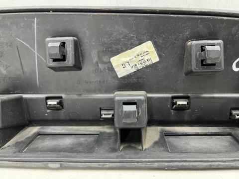 Listwa Renault Clio 4 IV 12-20r. lewa przednia dolna nakładka drzwi lewy przód 808777693r