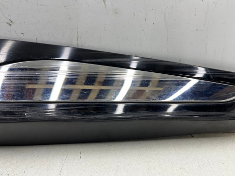 Listwa Renault Clio 4 IV 12-20r. lewa tylna dolna nakładka drzwi lewy tył 828772096r