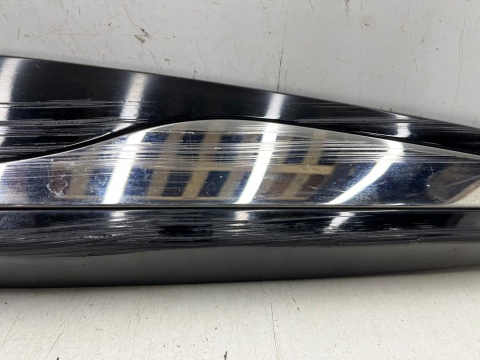 Listwa Renault Clio 4 IV 12-20r. lewa tylna dolna nakładka drzwi lewy tył 828772096r