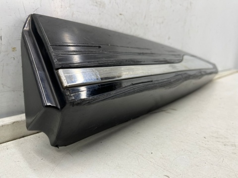 Listwa Renault Clio 4 IV 12-20r. lewa tylna dolna nakładka drzwi lewy tył 828772096r