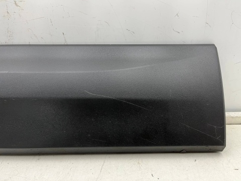 Listwa Skoda Karoq 2017r.- prawa przednia dolna nakładka drzwi boczna prawy przód 57a854940