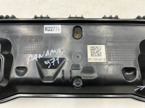 Obudowa filtra powietrza Porsche Panamera II 971 16-23r. nieuszkodzona 971128607d