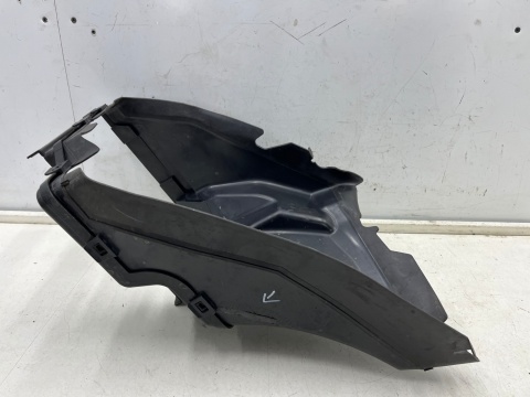 Osłona chłodnicy Peugeot 308 II T9 13-21r. wlot kierownica kanał powietrza intercoolera