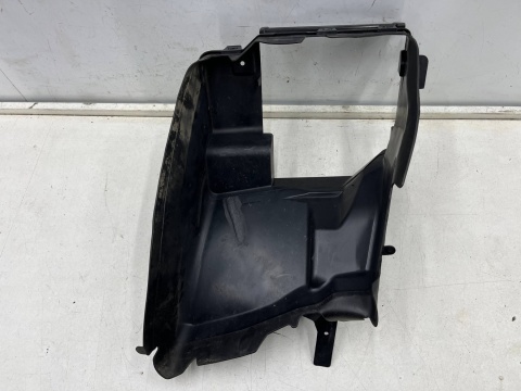 Osłona chłodnicy Peugeot 308 II T9 13-21r. wlot kierownica kanał powietrza intercoolera