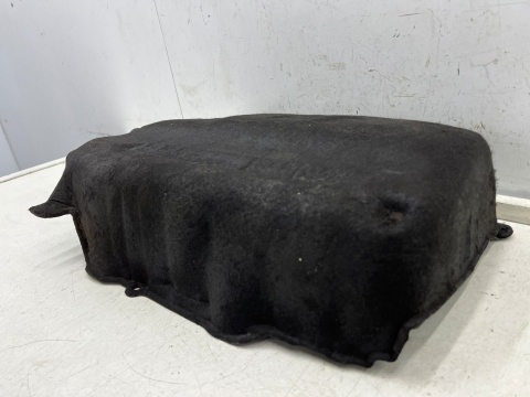 Osłona miski olejowej VW Passat Polo Golf Caddy Tiguan Audi A3 Q2 Q5 Octavia Leon Tarraco 1.6 2.0 TDi wygłuszenie 04l103660a