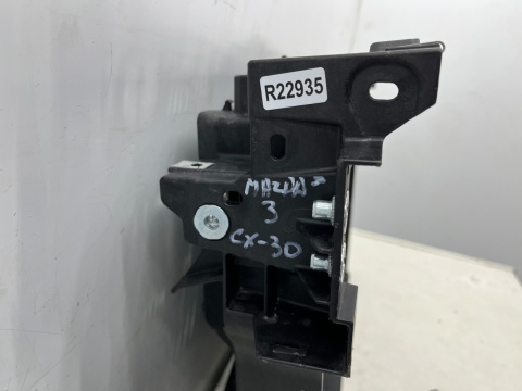 Pas przedni Mazda 3 IV BP CX-30 CX30 2019r.- wzmocnienie ramka chłodnic żaluzja oryginalne bcjh-53111