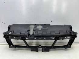 Pas przedni Peugeot 308 II T9 LIFT 17-21r. wzmocnienie górne atrapy zderzaka ramka osłona górna oryginalne 9817230777