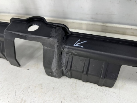 Pas przedni Peugeot 308 II T9 LIFT 17-21r. wzmocnienie górne atrapy zderzaka ramka osłona górna oryginalne 9817230777