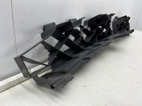 Ślizg Citroen C4 III 20r.- tylny środkowy wspornik mocowanie zderzaka wzmocnienie absorber plastikowy 9830703680