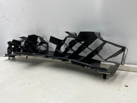 Ślizg Citroen C4 III 20r.- tylny środkowy wspornik mocowanie zderzaka wzmocnienie absorber plastikowy 9830703680