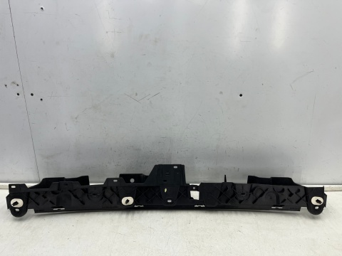 Ślizg Citroen C4 III 20r.- tylny środkowy wspornik mocowanie zderzaka wzmocnienie absorber plastikowy 9830703680