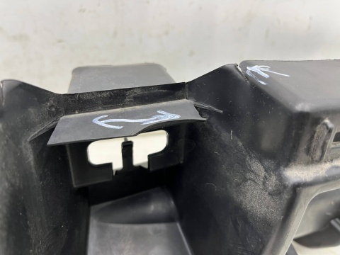 Ślizg Dacia Lodgy 12-21r. prawe tylne mocowanie zderzaka wspornik absorber prawy tył 850927534r