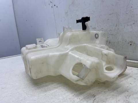 Zbiorniczek spryskiwaczy Mazda CX-5 II CX5 II KB 17r.- zbiornik na płyn do szyby bez silniczków kd3567480