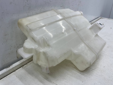 Zbiorniczek spryskiwaczy Mazda CX-5 II CX5 II KB 17r.- zbiornik na płyn do szyby bez silniczków kd3567480