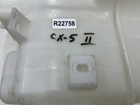 Zbiorniczek spryskiwaczy Mazda CX-5 II CX5 II KB 17r.- zbiornik na płyn do szyby bez silniczków kd3567480