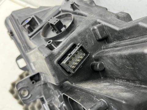 Lampa reflektor Opel Astra K 15-22r. prawa przednia INTELLI LUX FULL LED prawy przód Europa 39187261