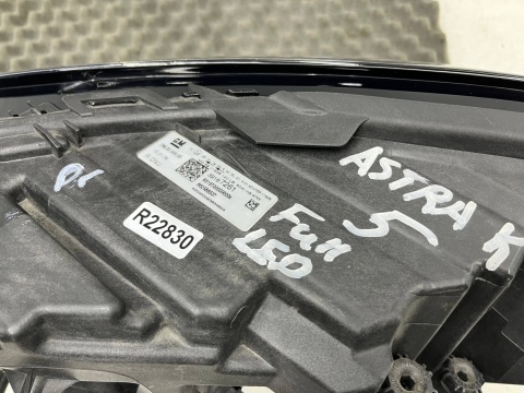 Lampa reflektor Opel Astra K 15-22r. prawa przednia INTELLI LUX FULL LED prawy przód Europa 39187261