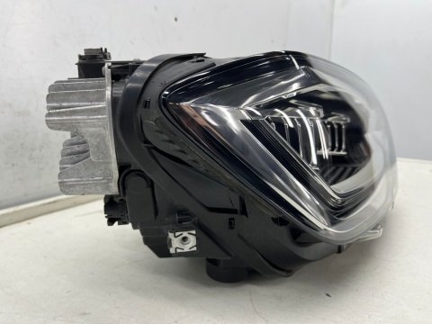 Lampa reflektor VW Golf Sportsvan 18-20r. LIFT prawa przednia FULL LED prawy przód Europa 517941060