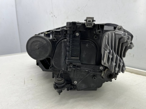 Lampa reflektor VW Golf Sportsvan 18-20r. LIFT prawa przednia FULL LED prawy przód Europa 517941060