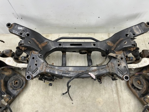 Belka zawieszenia Nissan X-Trail III T32 Rogue 4x4 13-21r. tylna oś 4x4 wózek zwrotnice wahacze amortyzatory