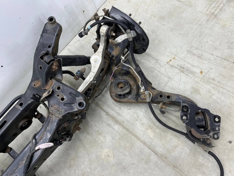 Belka zawieszenia Nissan X-Trail III T32 Rogue 4x4 13-21r. tylna oś 4x4 wózek zwrotnice wahacze amortyzatory