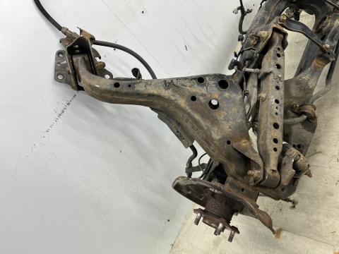 Belka zawieszenia Nissan X-Trail III T32 Rogue 4x4 13-21r. tylna oś 4x4 wózek zwrotnice wahacze amortyzatory