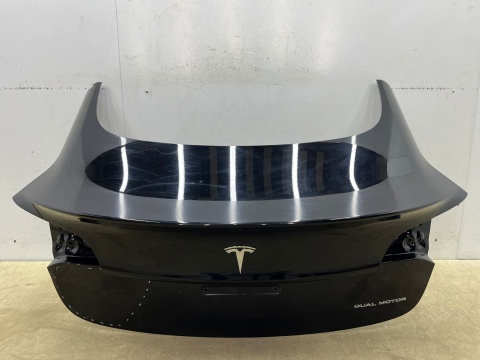 Klapa bagażnika Tesla Model 3 17-23r. Przedlift