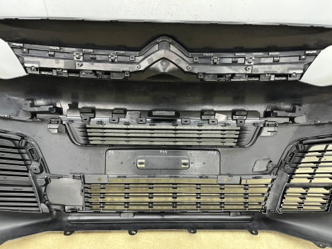 Zderzak przedni Citroen Jumpy SpaceTourer 3 III 16-24r. Przedlift przód 6XPDC 9811778077