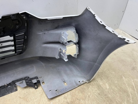 Zderzak przedni Isuzu D-Max DMax 3 III 20-24r. Przedlift przód  