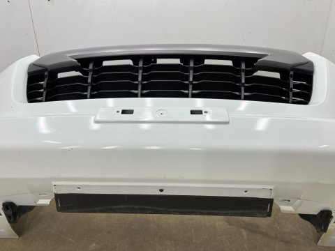 Zderzak przedni Isuzu D-Max DMax 3 III 20-24r. Przedlift przód  