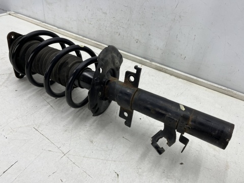 Amortyzator Nissan X-Trail III T32 Rogue 13-21r. DIESEL przedni PRAWY mcpherson sprężyna prawy przód 534024cb1e