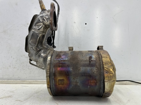 Katalizator Renault Qashqai Kadjar X-Trail Rogue Kadjar Qashqai 1.6 dCi 96 kW 130km R9M E 414 diesel oryginalny 208a06933r