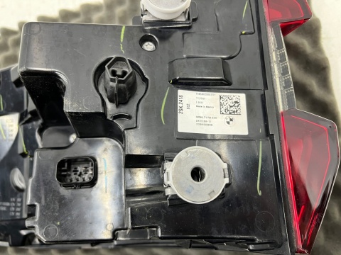 Lampa BMW X5 G05 przedlift 18-23r. prawa tylna LED w błotnik oryginalna prawy tył EUROPA 2sk.2418