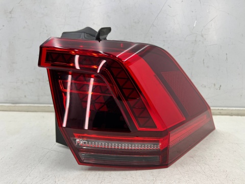 Lampa VW Tiguan 2 II 5na 16-20r. przedlift PRAWA tylna LED w błotnik oryginalna prawy tył EUROPA 5na945208f